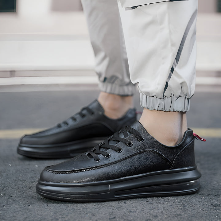 Hudson Mile Sneakers