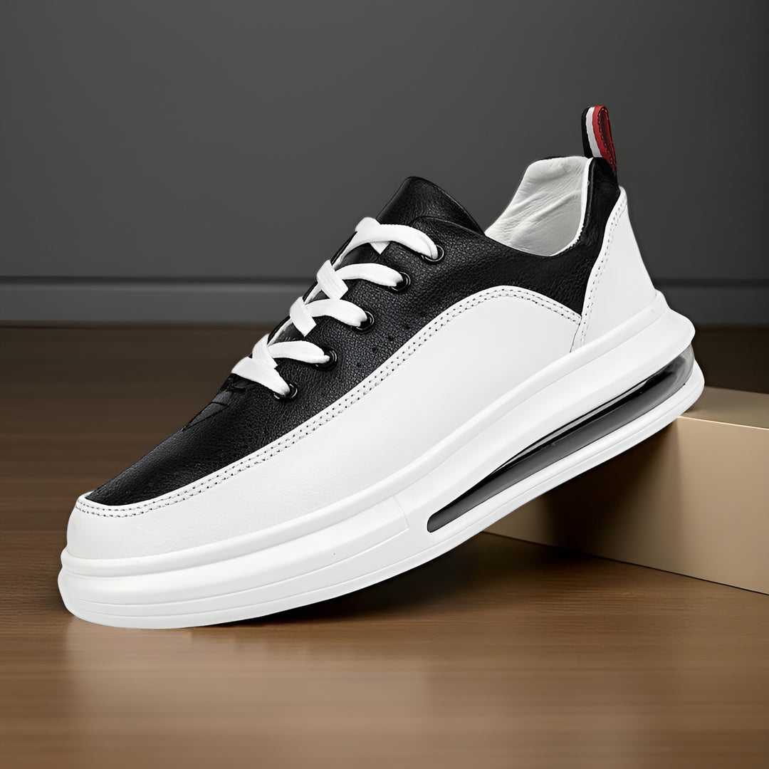 Hudson Mile Sneakers