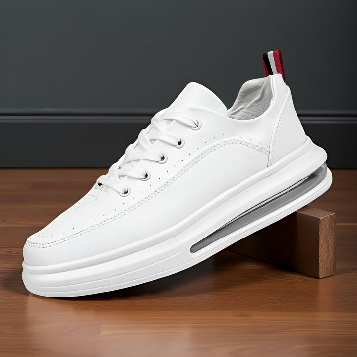 Hudson Mile Sneakers
